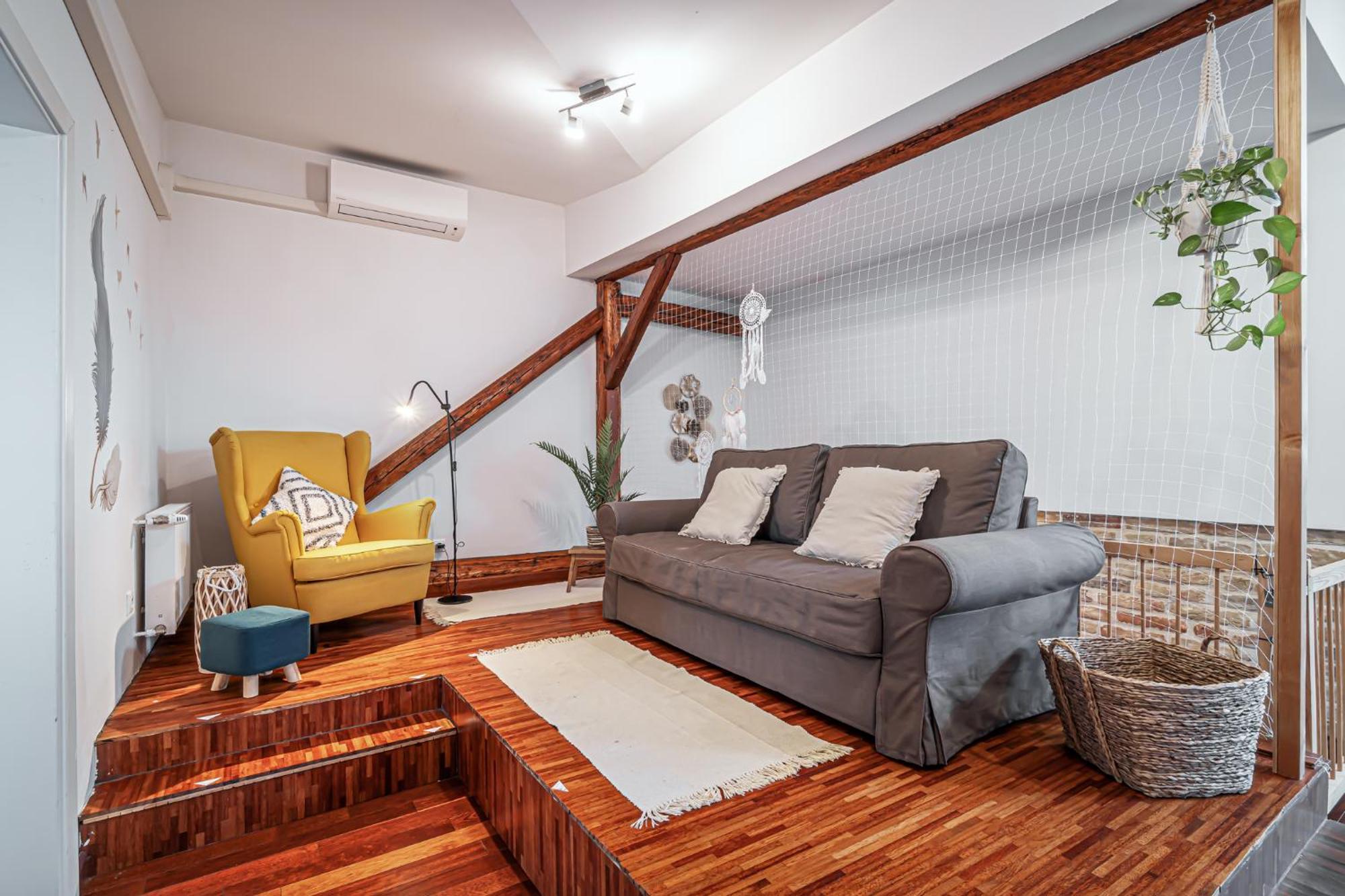 Beautiful And Romantic Penthouse With Two Terraces Bratislava Esterno foto